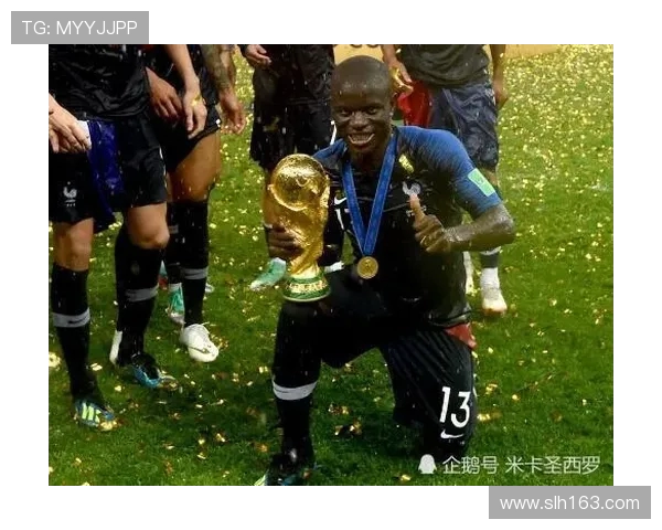 佩蒂特盛赞赖斯实力已达顶级中场水平有望争夺金球奖桂冠 佩蒂特盛赞赖斯实力已达顶级中场水平有望争夺金球奖桂冠